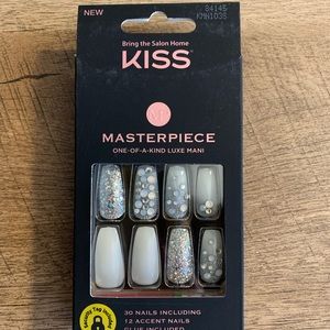 5 for $20 KISS MASTERPIECE NAILS